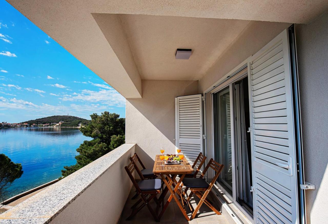Sea Front Apartments Ivana Rogoznica  Kültér fotó