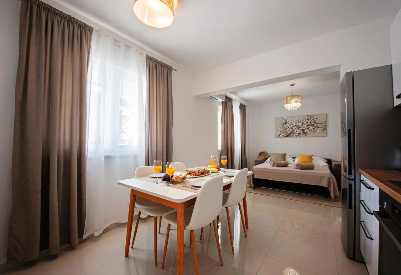 Sea Front Apartments Ivana Rogoznica  Kültér fotó
