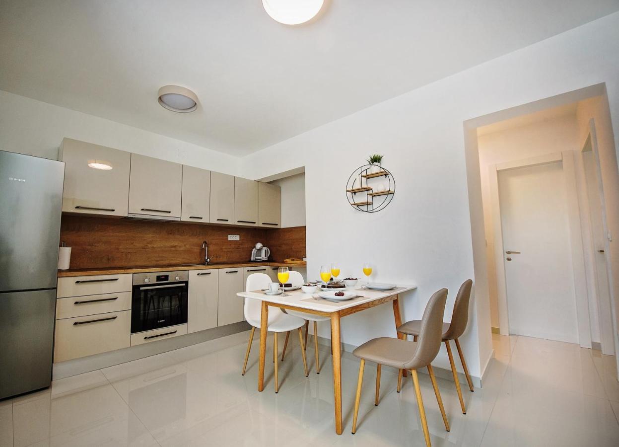 Sea Front Apartments Ivana Rogoznica  Kültér fotó